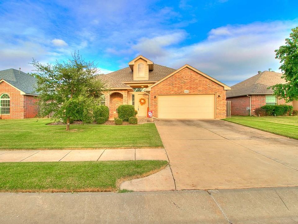 1st image of 2420 Vintage Park Ln