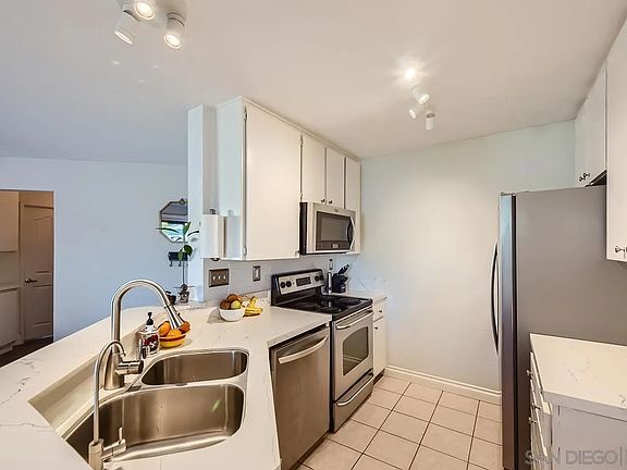 5th image of 9730 Mesa Springs Way Unit 23