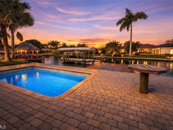 5214 Stratford Ct, Cape Coral, FL 33904