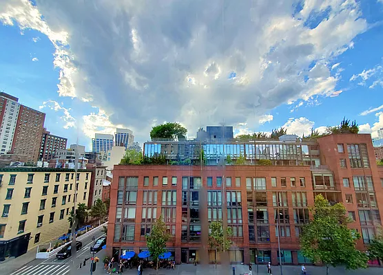 Sold by Rachel Realty | media 7