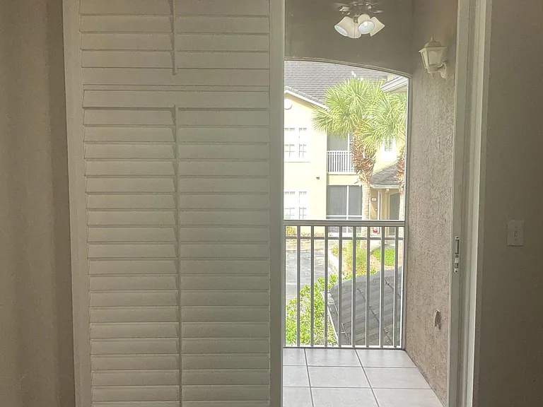 10075 Gate Pkwy N #2706 — Photo 11