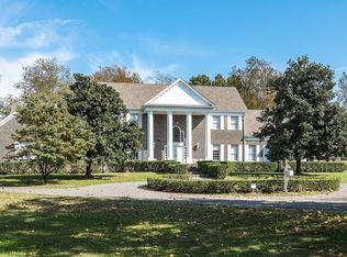 1205 Robinson Rd, Old Hickory, TN 37138