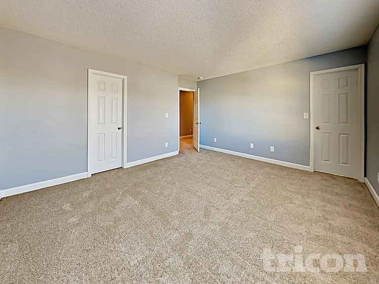 1008 Crowders Woods Dr — Photo 9