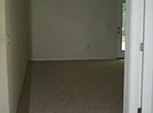 7321 Leghorn St, Savannah, GA 31406