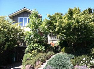 3508 NE 42nd St, Seattle, WA 98105