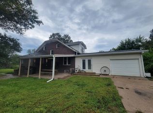63617 725th Rd, Auburn, NE 68305