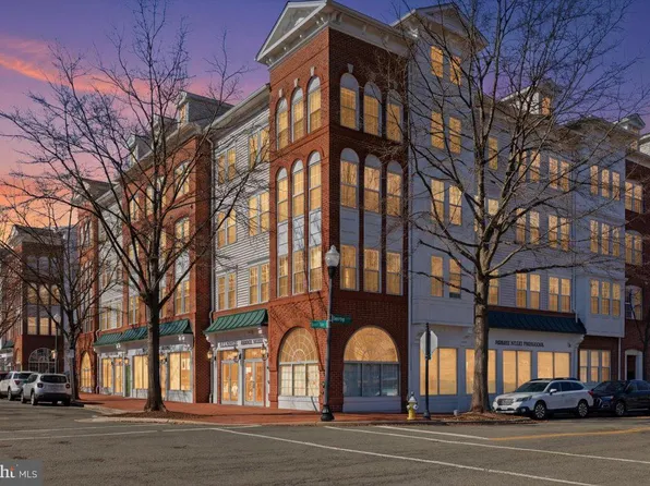 171 Somervelle St APT 209, Alexandria, VA 22304