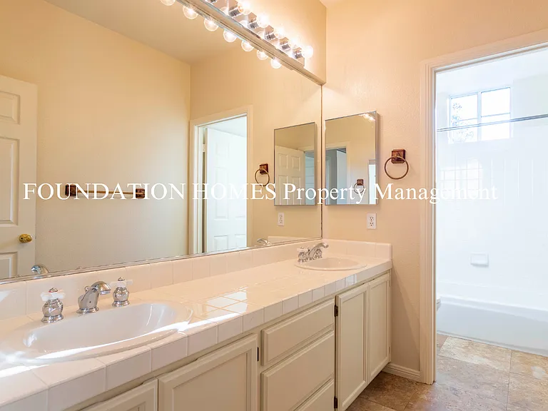 3 Lagoon Ct — Photo 15