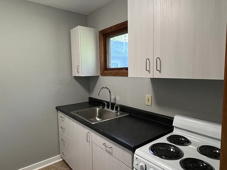 309 Valley Dr #B — Photo 5