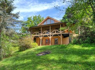 391 Mount Valley Rd, Waynesville, NC 28785