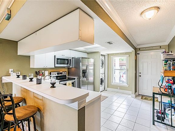 3rd image of 10853 43rd St N APT 1307