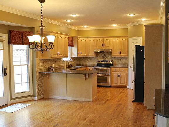 4th image of 1209 Cedarwood Way