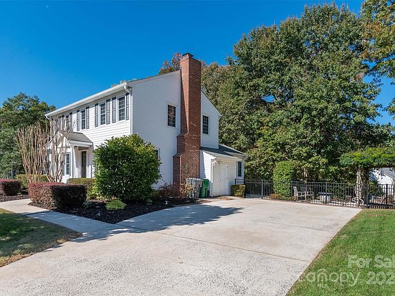 2nd image of 7327 Willow Creek Dr