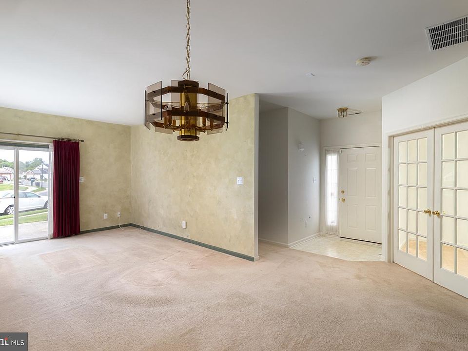 2 Vermont Sq, Beverly, NJ 08010 Zillow