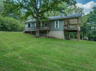 280 Tennessee Stone Rd, Crossville, TN 38555