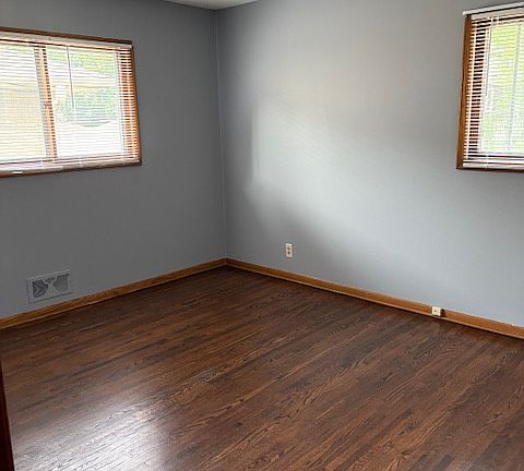 Bedroom 1 13' x 11'