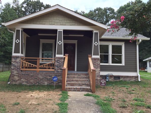 1449 May Ave SE