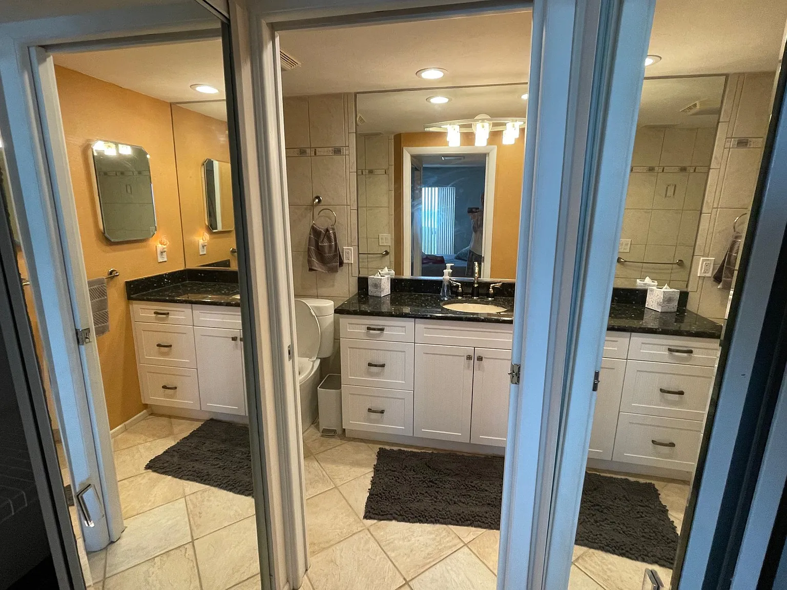1055 W Peppertree Dr — Photo 4