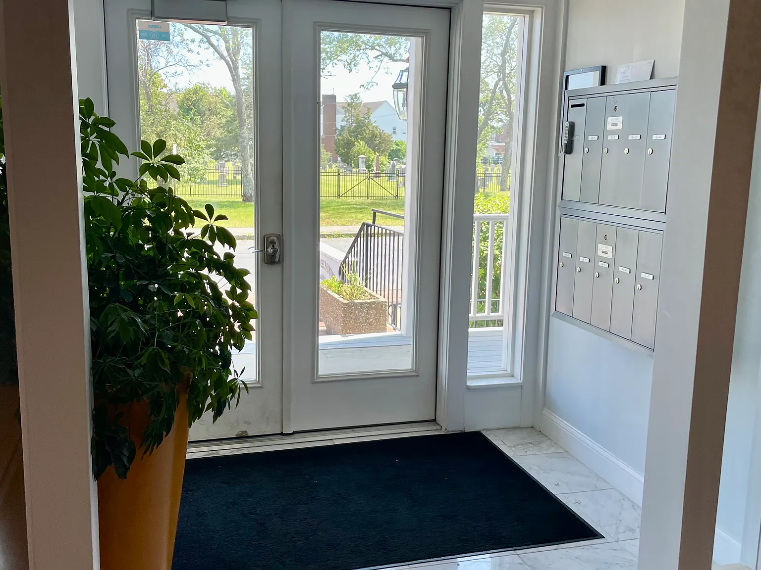 1 bed, $2,000 — Photo 2