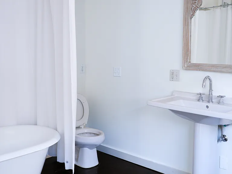 181 Alvarado Ave — Photo 5