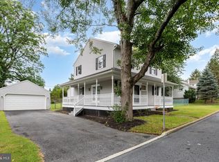 213 Redwood St, Harrisburg, PA 17109