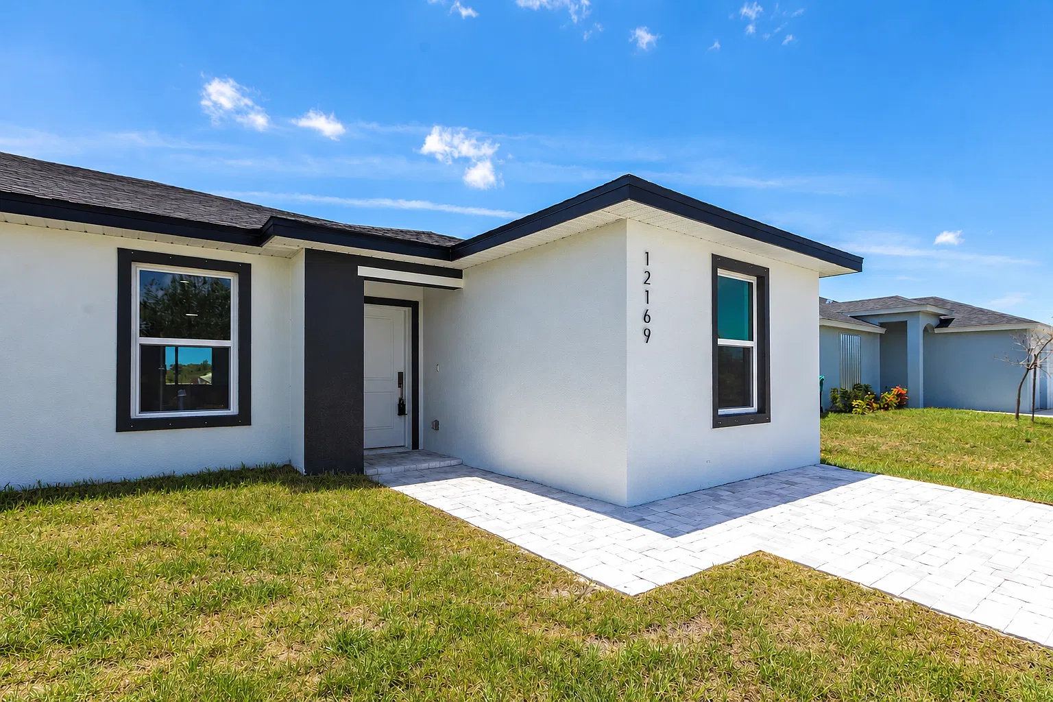 3 bed, 2.0 bath, $1,600 — Photo 1