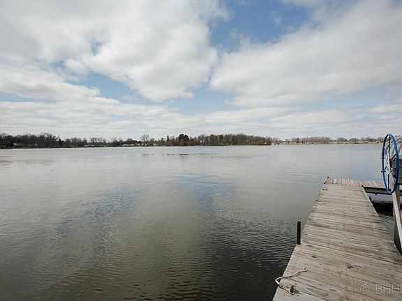 59122 pine grove rd-102