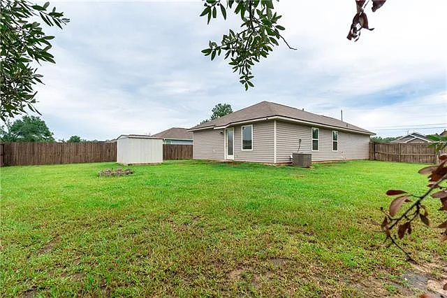 42318 Andrea Ln — Photo 12