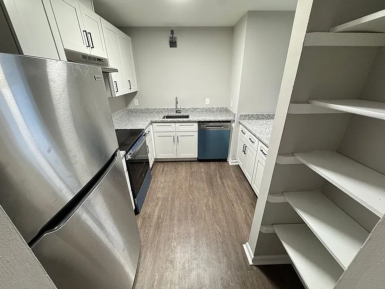 O'Kelly Apartments- 2817 O'Kelly St — Photo 6