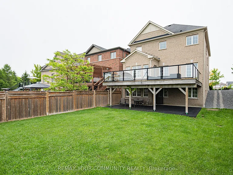 176 Aishford Rd #LOWER — Photo 32