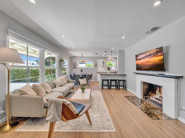 14527 Addison St, Sherman Oaks, CA 91403