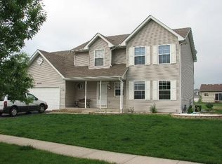 26309 W Riverbend Ln, Channahon, IL 60410