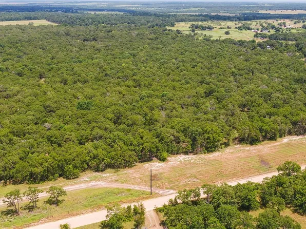 418D County Road 405, Buckholts, TX 76518