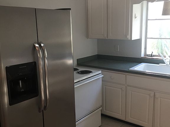 4th image of 14 N Hillside Ave