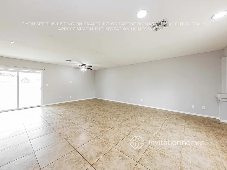 12621 N 37th Dr — Photo 10