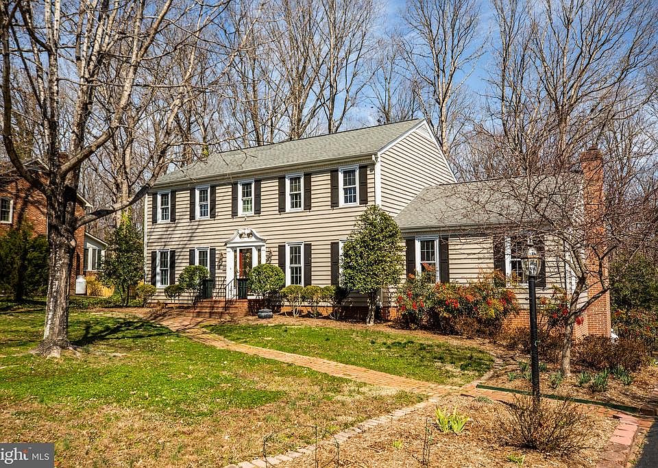 Wonderful Williamsburg Colonial