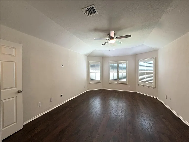 1707 Magnolia Lk — Photo 23