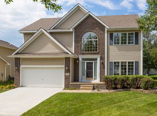 5736 NW 92nd St, Johnston, IA 50131