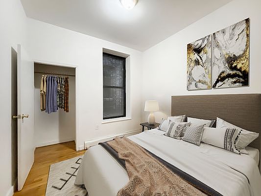 5th image of 388 Manhattan Ave APT 1A