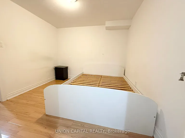 115 Dunbar Cres — Photo 22