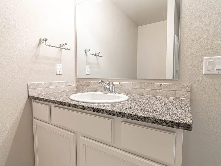 6712 Rio Bravo St — Photo 24