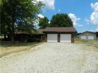 19340 State Route Ee, Ste Genevieve, MO 63670