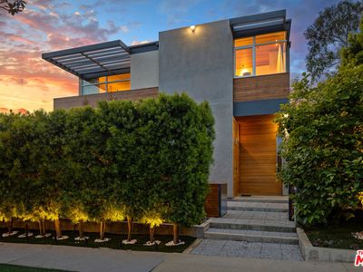 13213 Rose Ave, Los Angeles, CA, 90066