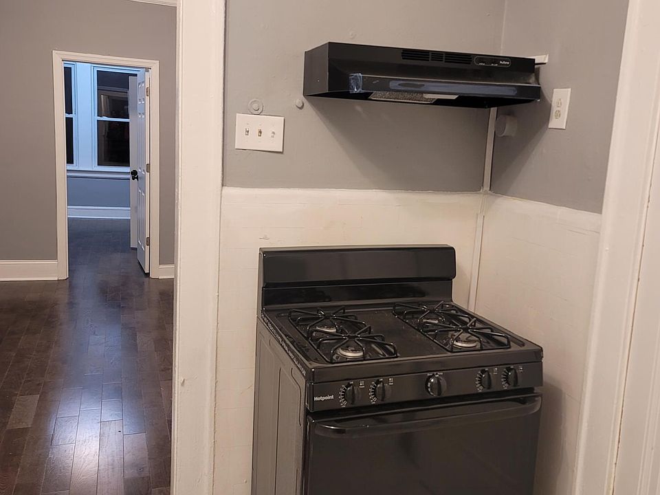 1st image of 174 Eastern Pkwy #3
