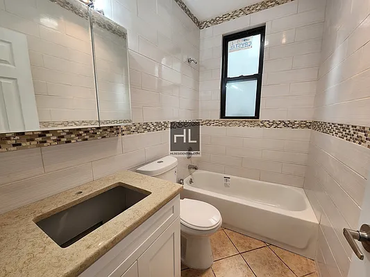 Rented by Highline Residential | media 4
