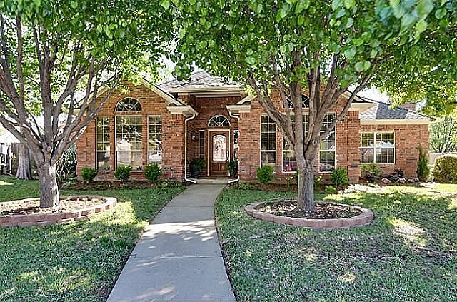 1st image of 2605 Abercorn Dr