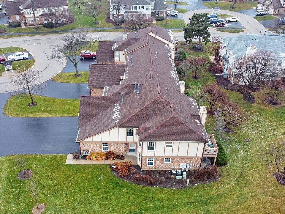 2nd image of 259 Green Knoll Ln
