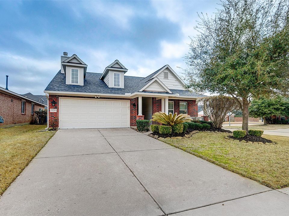 1st image of 16702 Grovetrail Ln