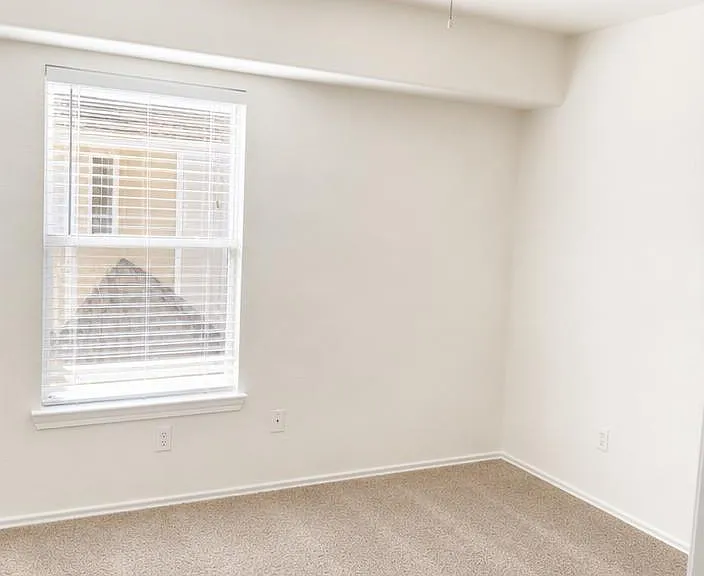 16659 Newglen Ln — Photo 20