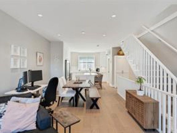 5th image of 10480 Resthaven Dr #3